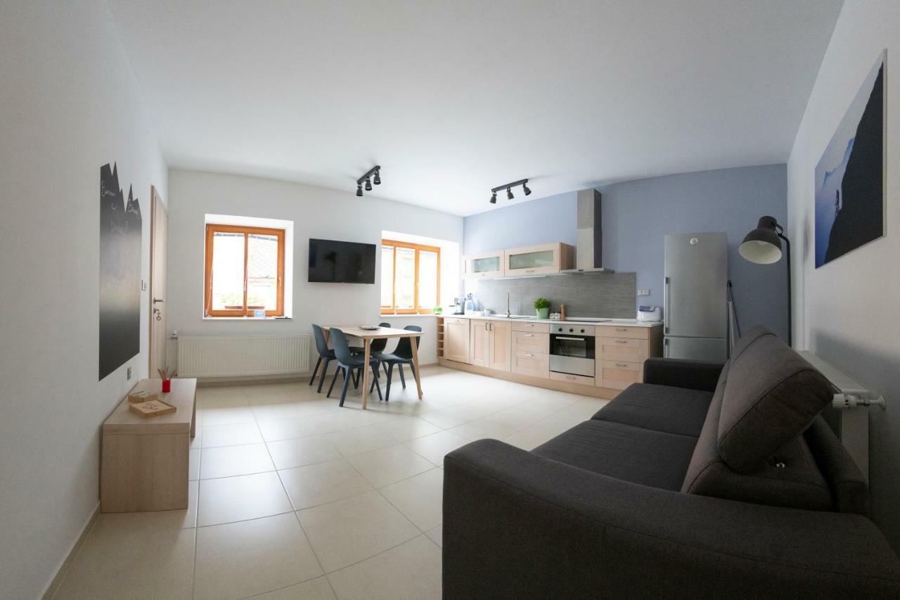 Hisa Urska Apartamento Log pod Mangartom Exterior foto