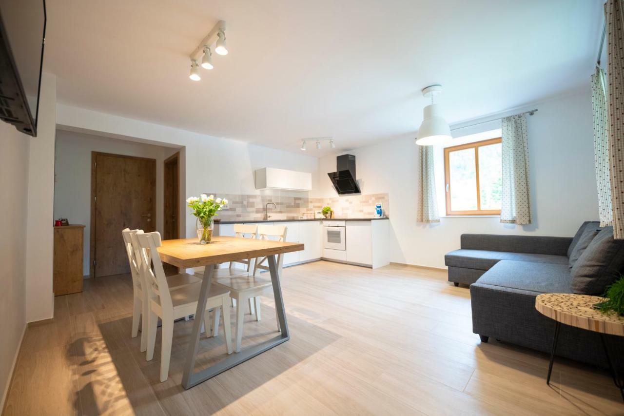 Hisa Urska Apartamento Log pod Mangartom Exterior foto